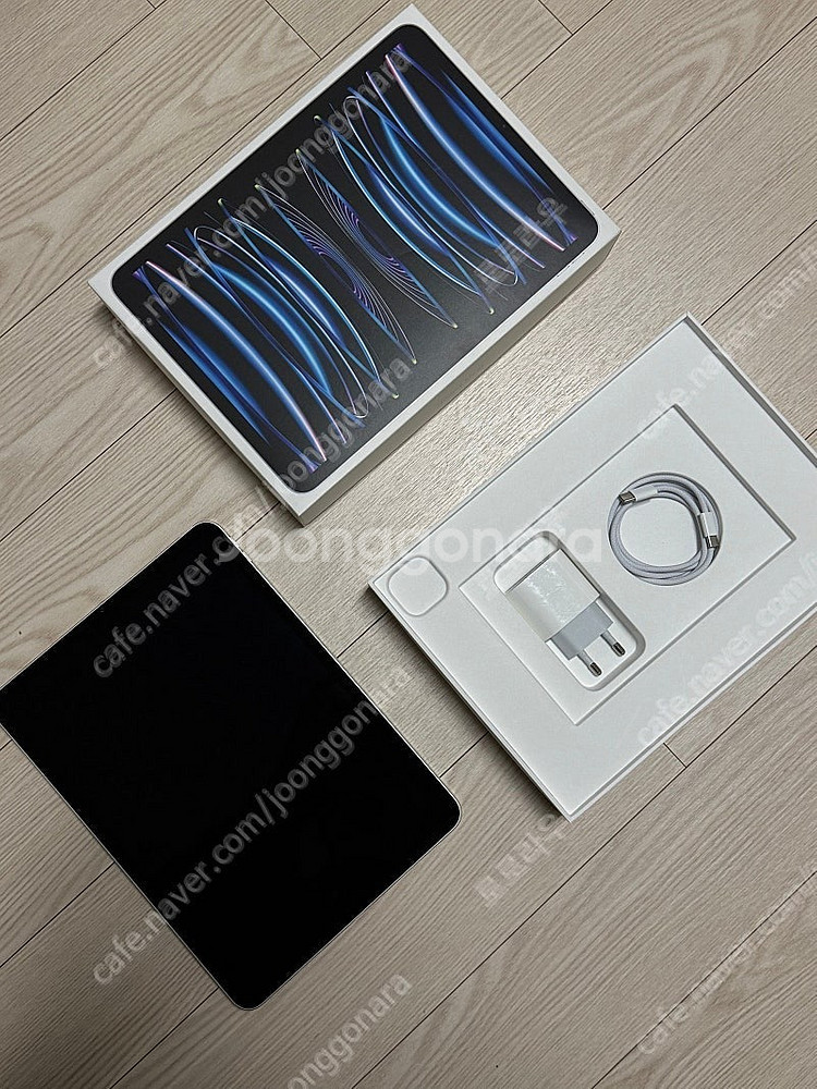 애케플 ~12월) 아이패드프로 m2 11인치 256기가 (아이패드프로 4세대) 실버 박풀 팝니다--0