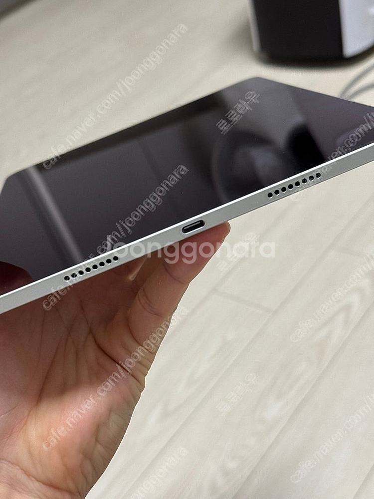 애케플 ~12월) 아이패드프로 m2 11인치 256기가 (아이패드프로 4세대) 실버 박풀 팝니다--4