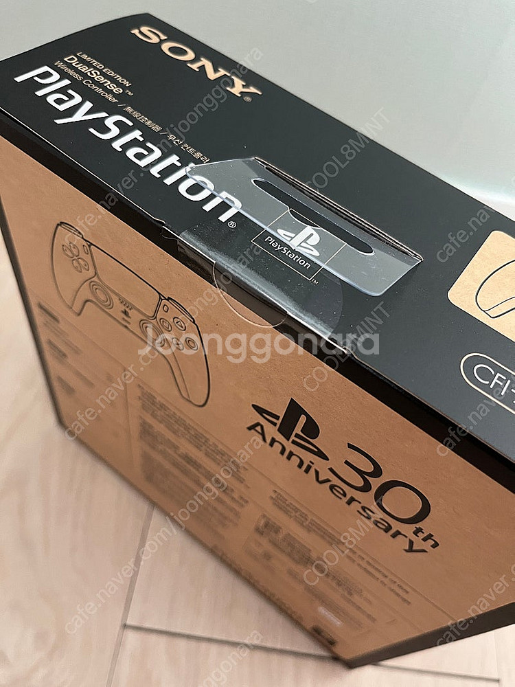 PS5 듀얼센스 무선 컨트롤러 30주년 기념 한정판--1