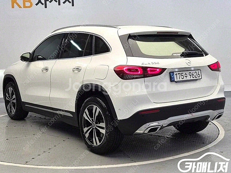 [벤츠]GLA클래스 H247 GLA220 (5인승) 중고차 판매합니다--2