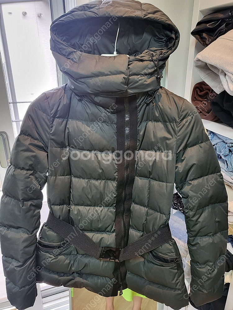 몽클레어 여자 패딩--0