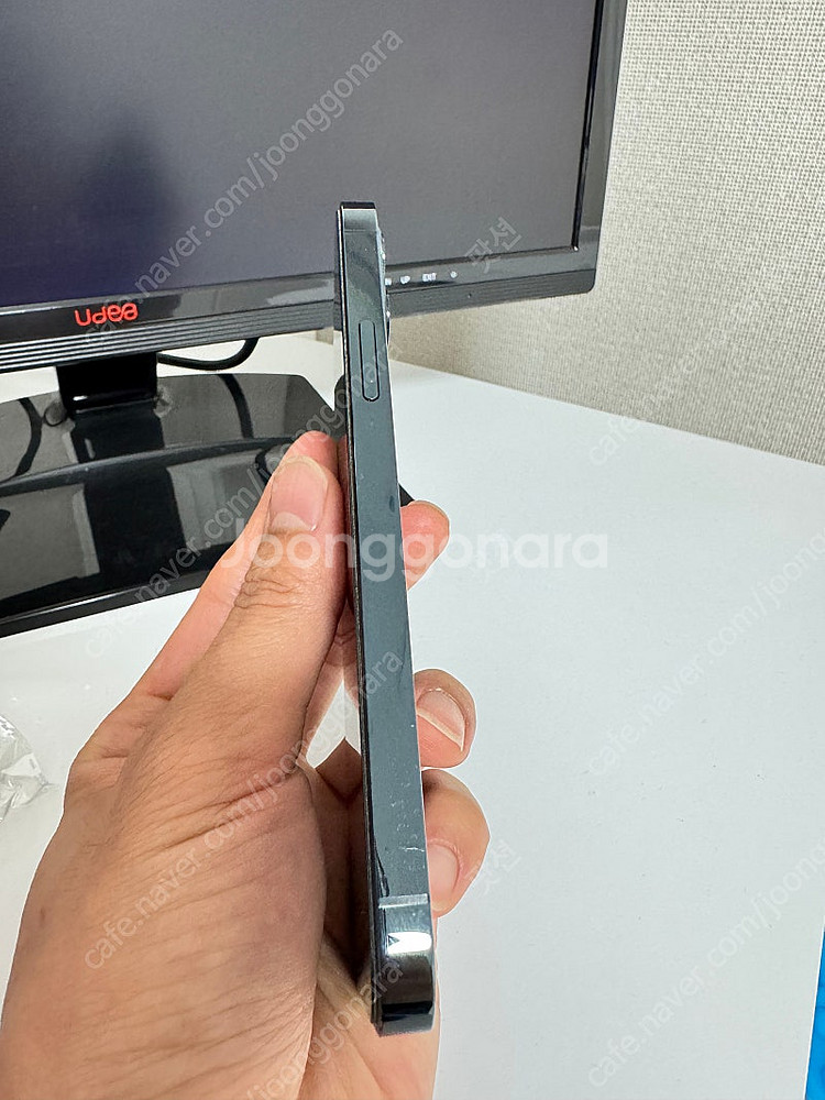 아이폰12pro 256g 공기계 배터리 성능90% 팝니...--4
