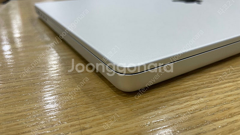 맥북 16인치 M1 Pro A2485 판매합니다.(가격...--5