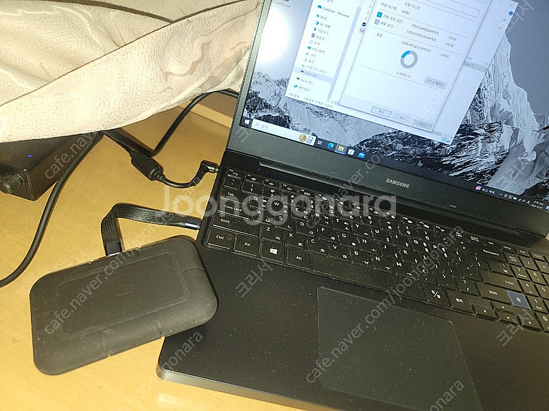 SEAGATE LaCie SSD 외장하드 4TB 팝니다...--5