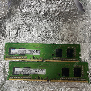 삼성 DDR4 PC4-3200 16G (8+8) 팝니다.