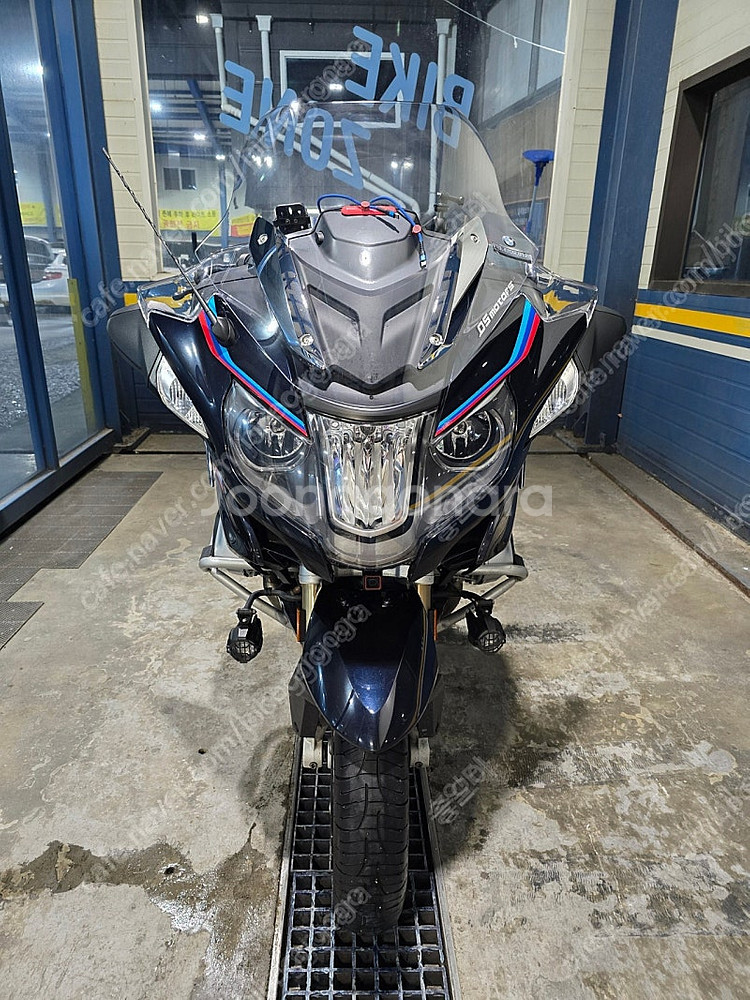 관리잘된 BMW R1250RT 팝니다.--1