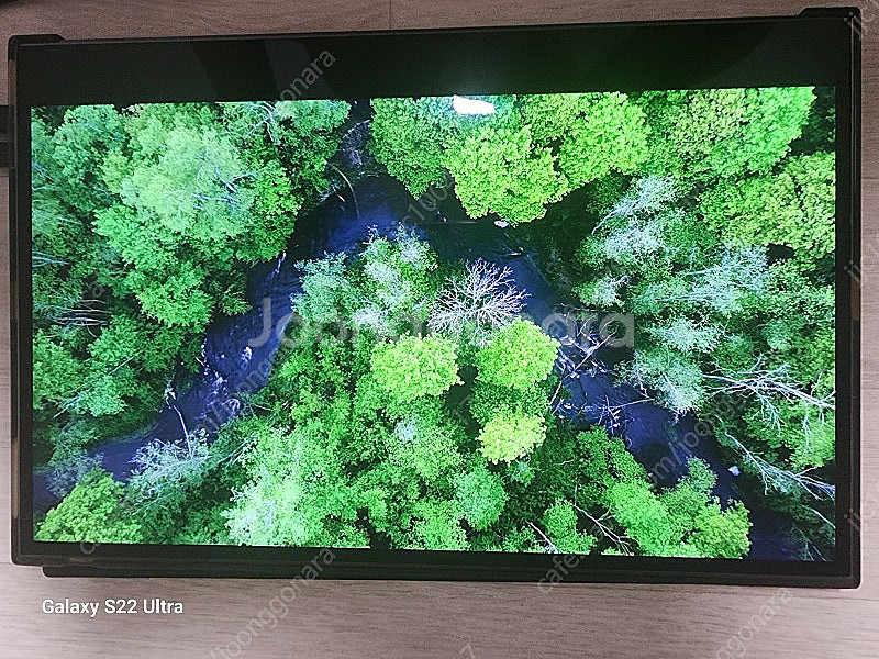 한성 tfx156 oled 휴대용 모니터 팝니다--9