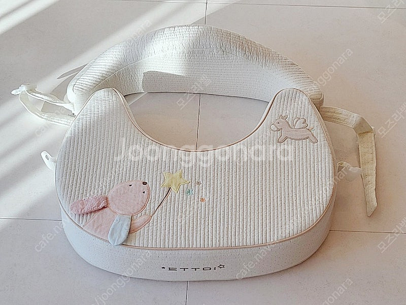 에뜨와 수유쿠션 (컨디션최상)--0