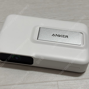 Anker 앤커 qi2 맥세이프 LCD 배터리팩 10,000mAh 단품 팝니다.