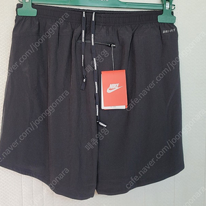 nike runining short pants