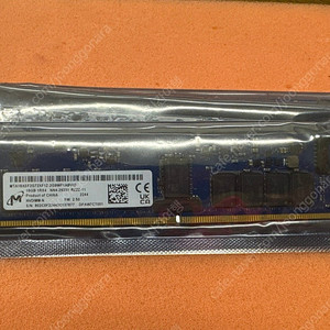 Micron 16GB 1Rx4 NN4-2933Y-RZZZ-11 ECC Register RAM MTA18ASF2G72XF1Z-2G9WP1ABVID