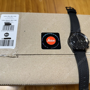 라이카 Leica Watch ZM 2 Monochrom 시계 판매합니다.