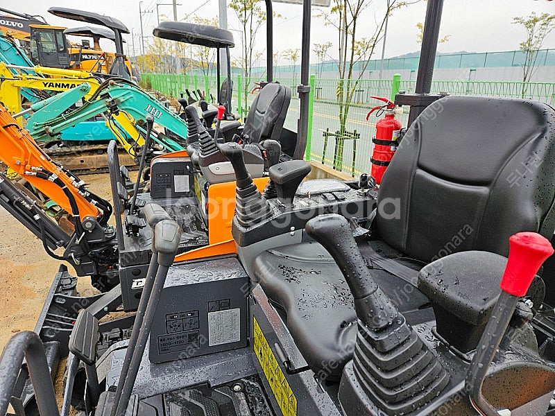 두산 DX17Z 7 2024년식 신차 2대 팝니다 버켓...--2