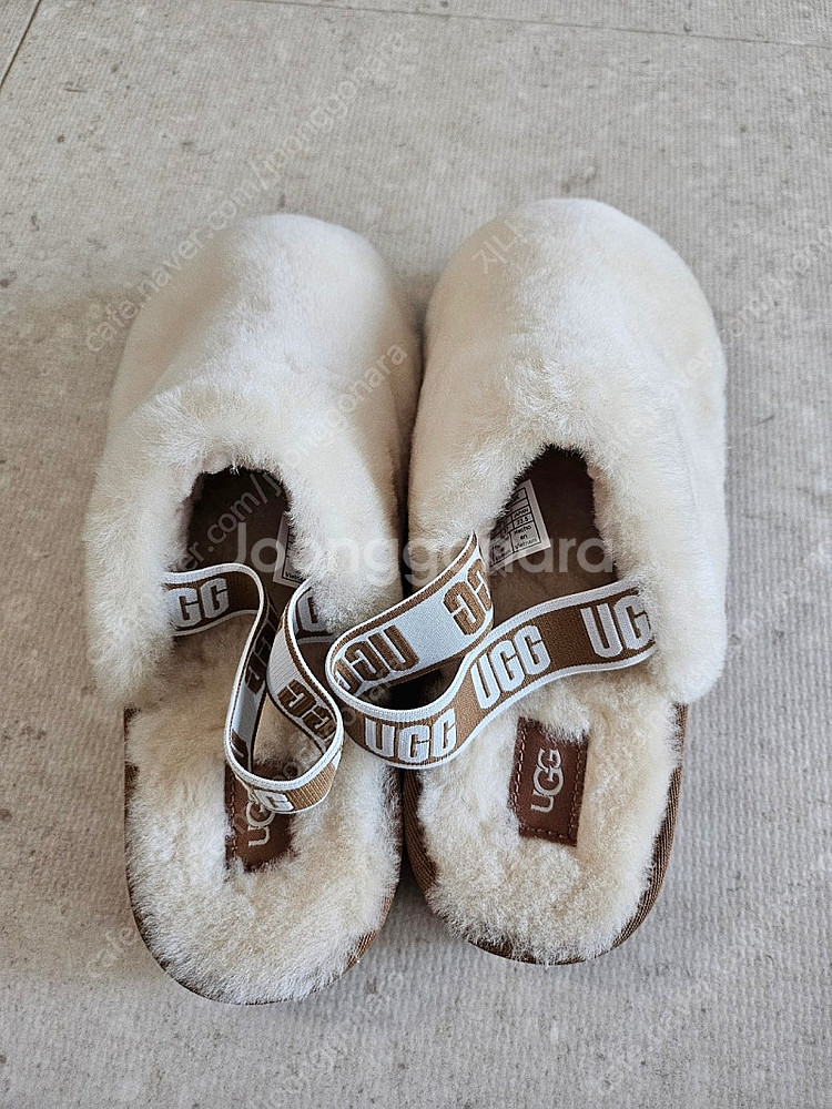 미국 어그 UGG 플러프예 빅키즈5사이즈(235~240...--1