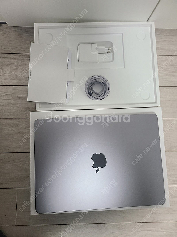 2022 맥북 에어 13 M2 8코어 256GB (24...--0