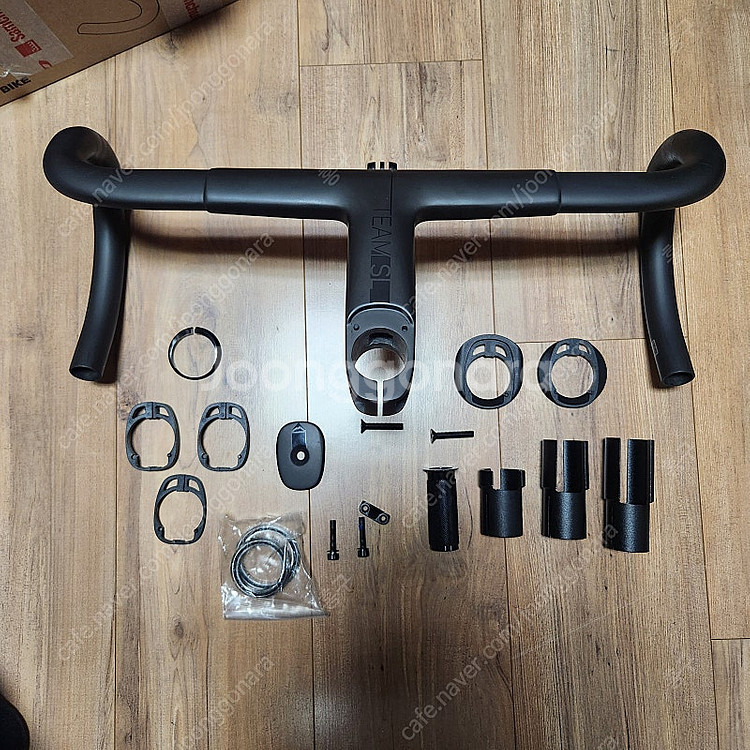 메리다 팀 SL 카본일체형 핸들바 (L120MM, W4...--0