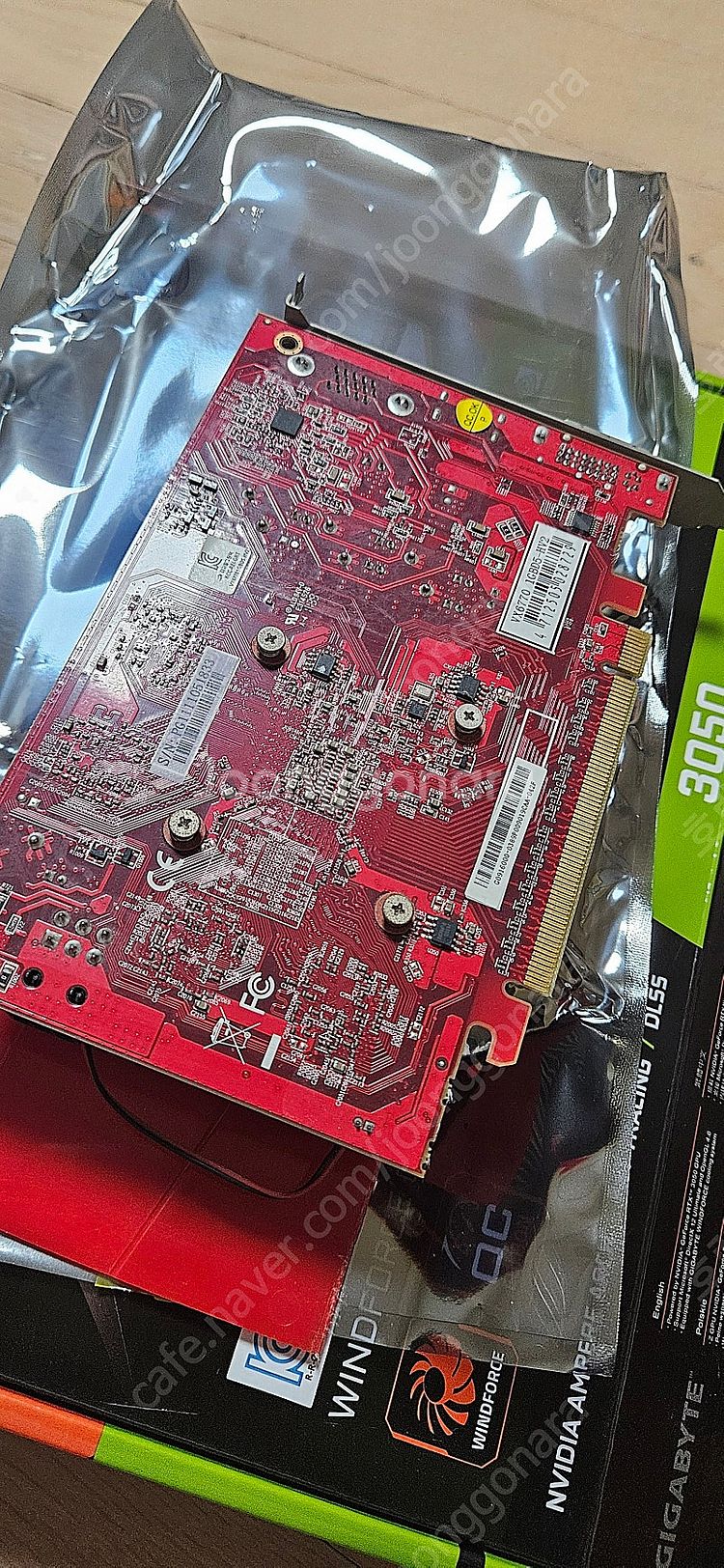 라데온 HD 6770 VTX 1GB 그래픽카드 팝니다.--2