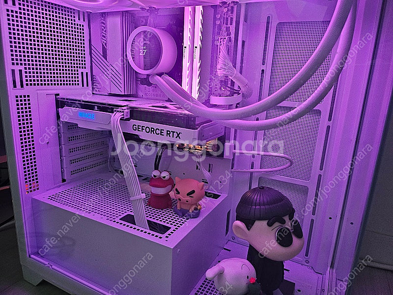 7500F+4060ti 화이트감성 수냉pc 판매합니다--0