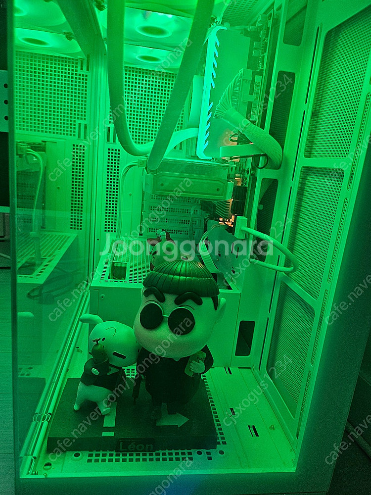 7500F+4060ti 화이트감성 수냉pc 판매합니다--1
