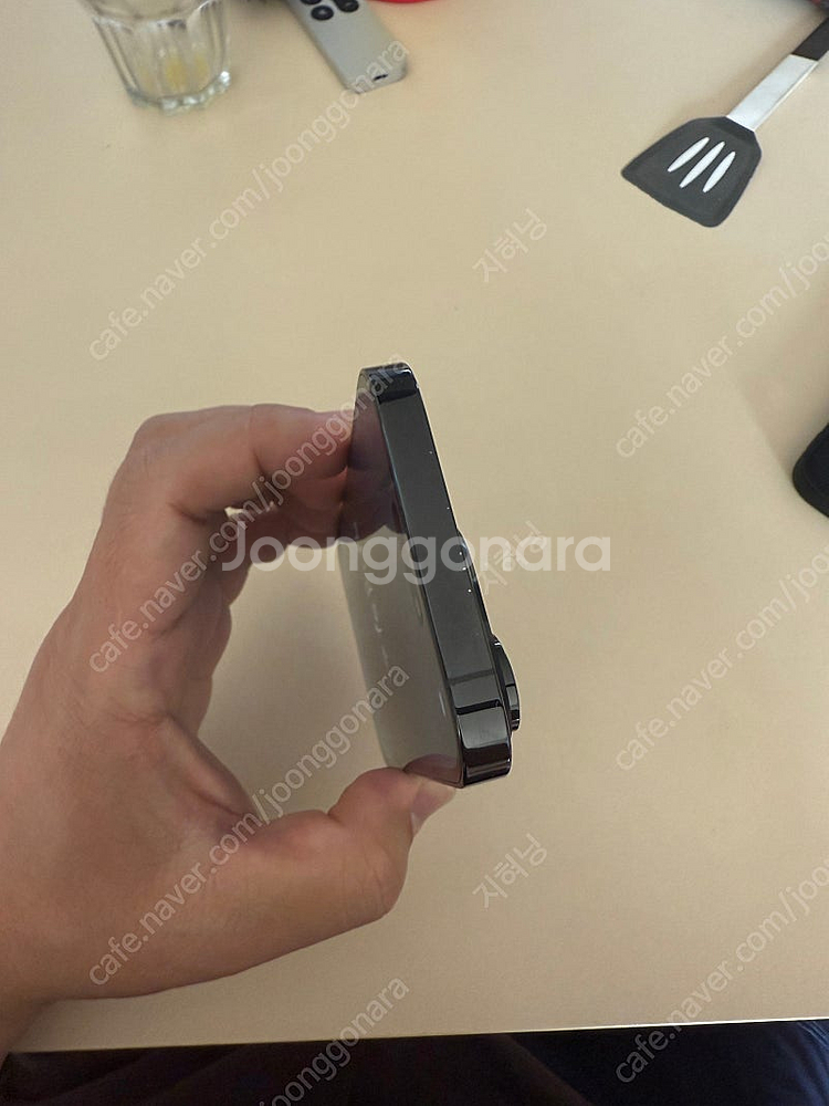 아이폰 14 프로 256g 블랙 A급 팝니다--2