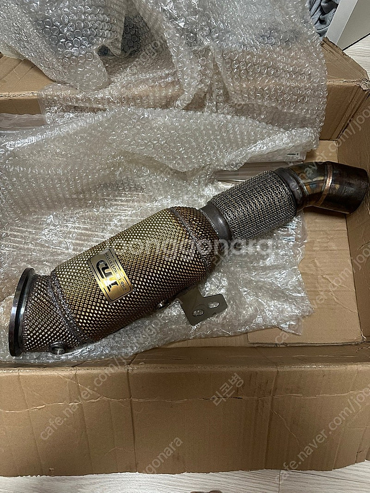 B58 HMD 다운파이프 200셀 팝니다 40i용--0