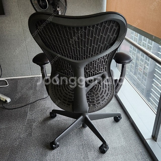 허먼밀러 미라2 의자 HERMAN MILLER MIRR...--2