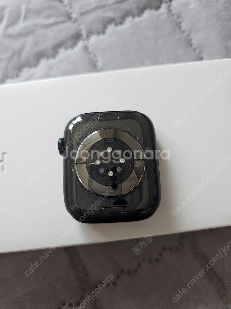 애플워치8 45mm gps 알루미늄 미드나이트 판매합니...--4