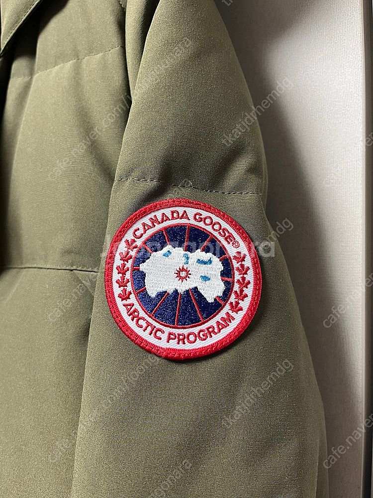 캐나다구스 에모리 L 사이즈 팝니다.--3