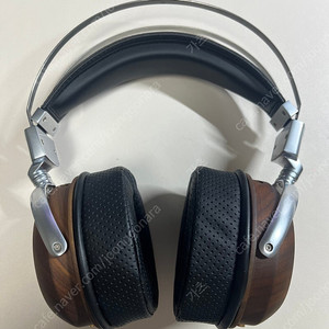 C1 헤드폰 판매합니다.