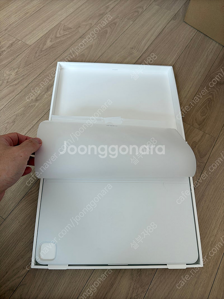 아이패드프로 M4 13인치 매직키보드 (A2974) 화...--1