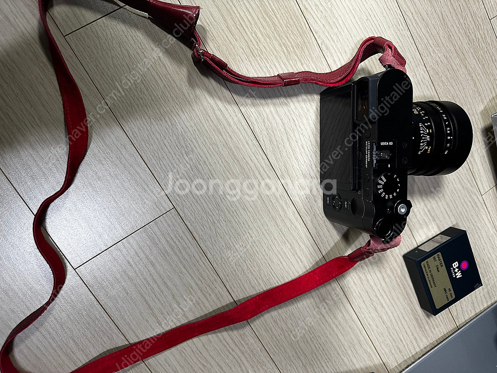 라이카 Q3 (28mm) + 루이지 스트랩 + B+W ...--2