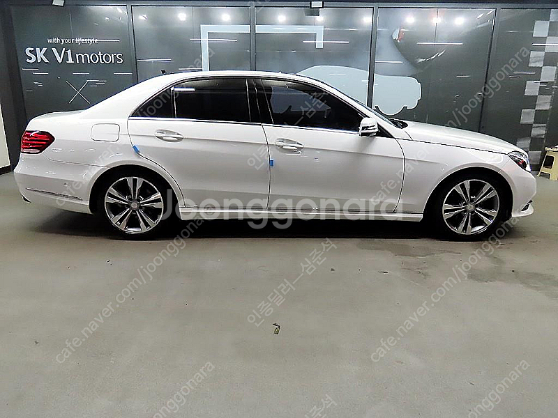 벤츠E-클래스 W212 E300 4MATIC 아방가르드...--2