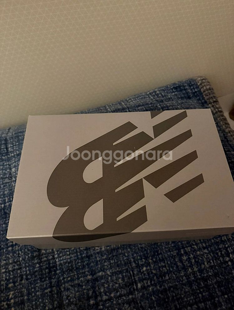 뉴발란스 993 남자 255사이즈 팝니다 새제품--0