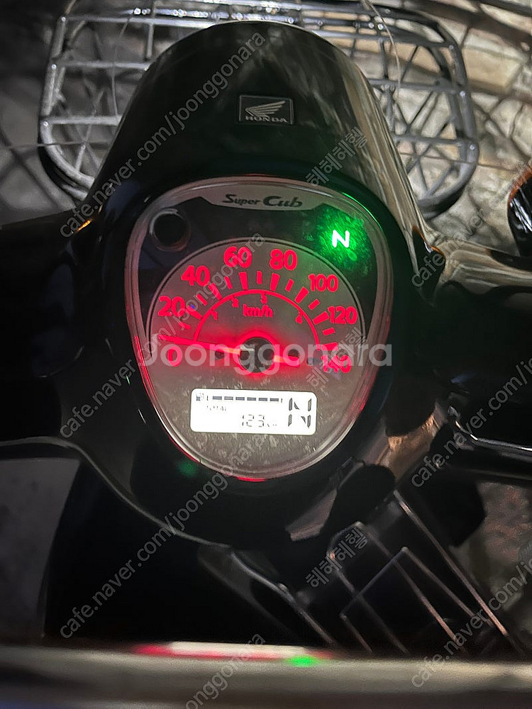 슈퍼커브110 블랙 24년 9월구입--0