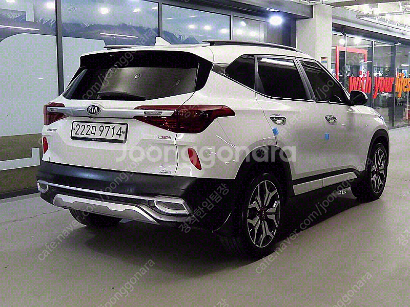 기아 셀토스 가솔린 16 터보 4WD 최저가 판매합니다...--3