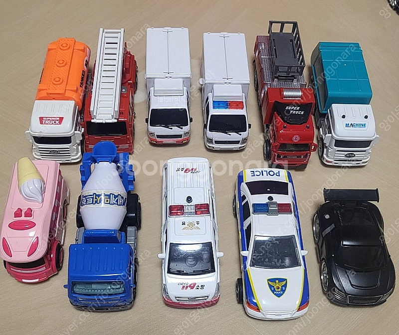 장난감 자동차--2