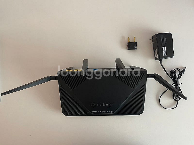 시놀로지 유무선 공유기 rt2600ac--1