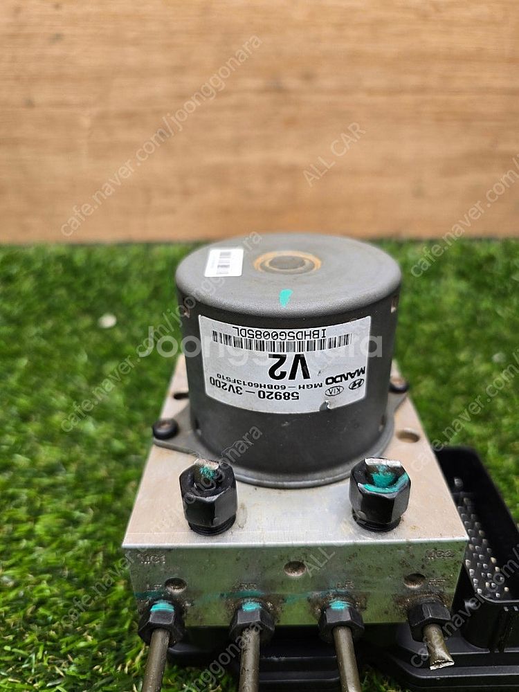 현대 그랜저 HG ABS 모듈 58920-3V200 / 589203V200 4만원--1