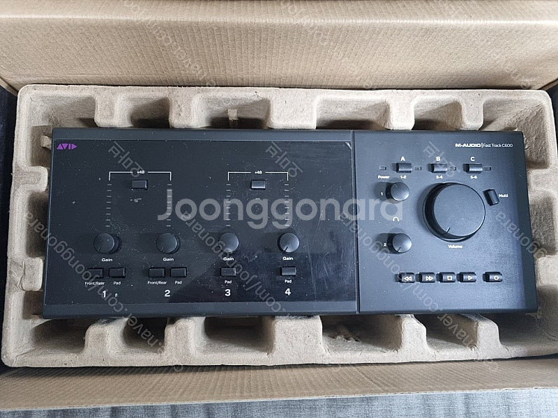 M-AUDIO Fast Track C600 오디오 인터...--1