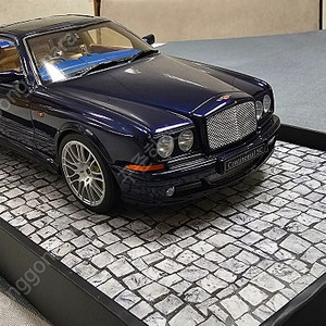 1:18 minichamps Bentley continental sc blue coupe 판매합니다