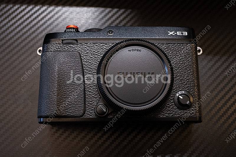 후지 X-E3 블랙 바디, XC15-45 렌즈 판매합니다.--0