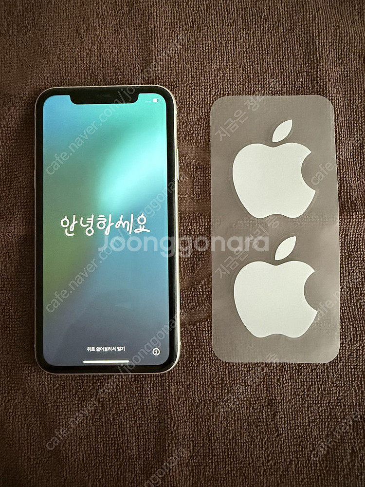 아이폰 11 화이트 128GB 최상급 액세서리 포함--7