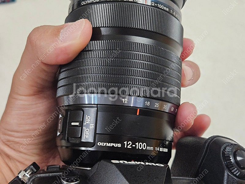 올림푸스 E-M1 M2(M1 mk2, 엠원막투), 12...--7