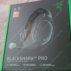 Razer BlackShark v2 PRO 팝니다.