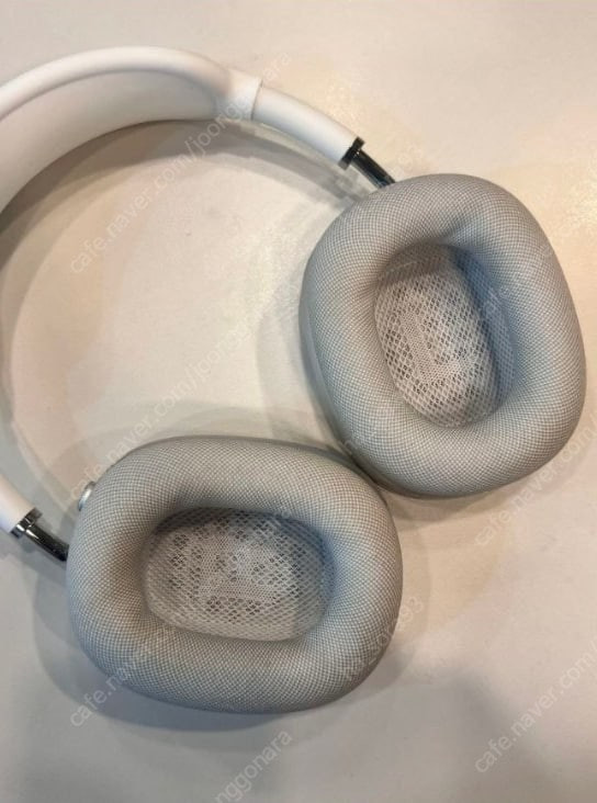 에어팟 맥스 실버 판매합니다--1