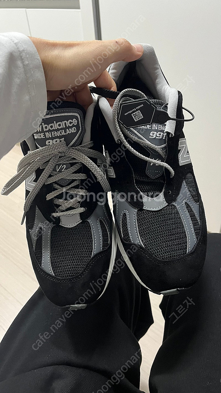 New Balance 991 v2 BK2 275--1
