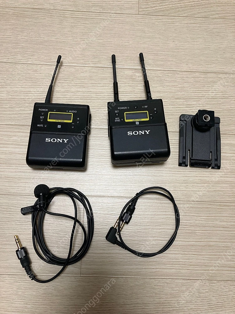 소니 무선마이크 송/수신기 UTX-B40, URX-P40, 슈 마운트 판매합니다. 이미지