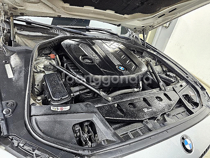 BMW 5시리즈 (F10) 520d 최저가 판매합니다....--5