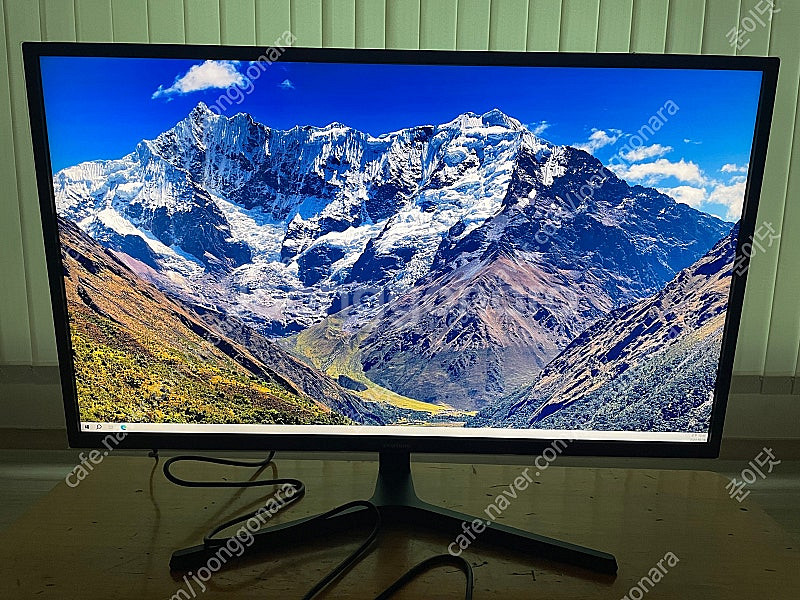 삼성 32인치 4K 모니터 U32J590 풀박--4