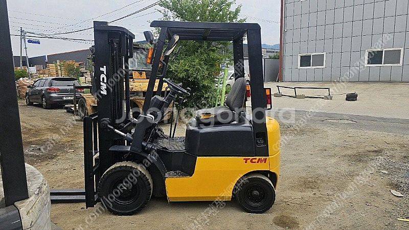 가격싸고 성능좋은 티시엠 좌식1톤 휘발유지게차 3M 400만--3